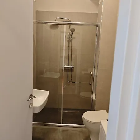 Main Pazari Ri ティラナ