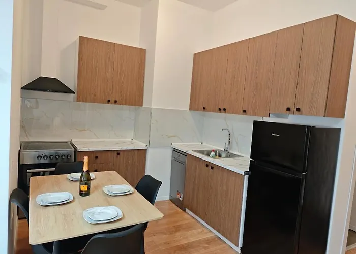 Main Pazari Ri Tirana